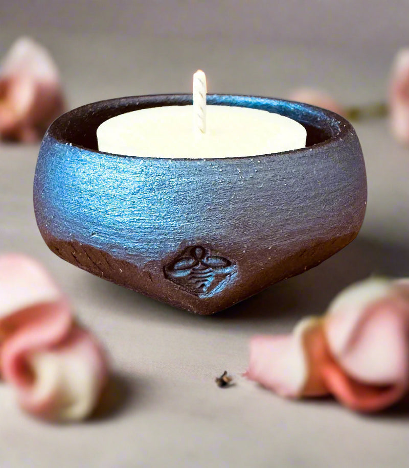 Ceramic tea light holder